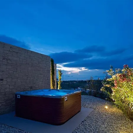 Terra Bianca Villa *